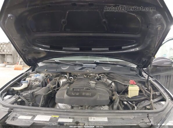 WVGRF7BP8HD006167 2017 VOLKSWAGEN TOUAREG Черный Вид сзади