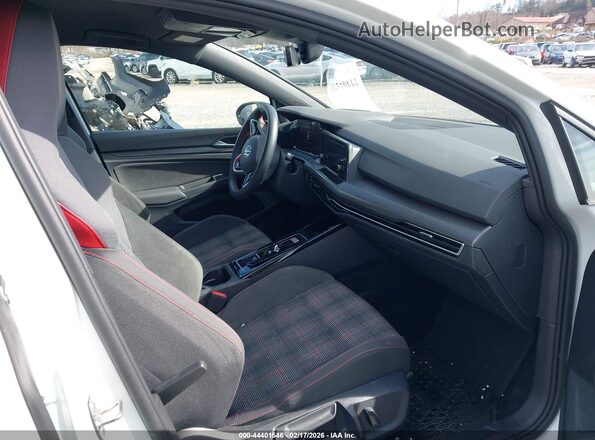 WVW8A7CD1PW202358 2023 VOLKSWAGEN GOLF Белый Вид салона спереди