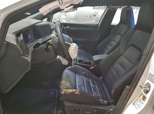 WVWEB7CD2RW231581 2024 VOLKSWAGEN GOLF Белый Вид салона спереди
