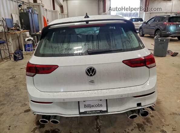 WVWEB7CD2RW231581 2024 VOLKSWAGEN GOLF Белый Вид сзади