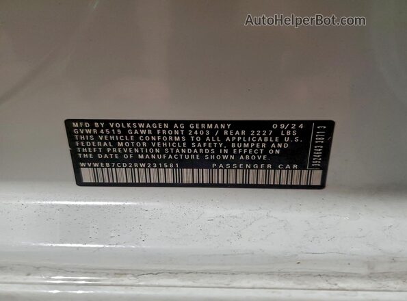 WVWEB7CD2RW231581 2024 VOLKSWAGEN GOLF Белый Вид подкапотного пространства