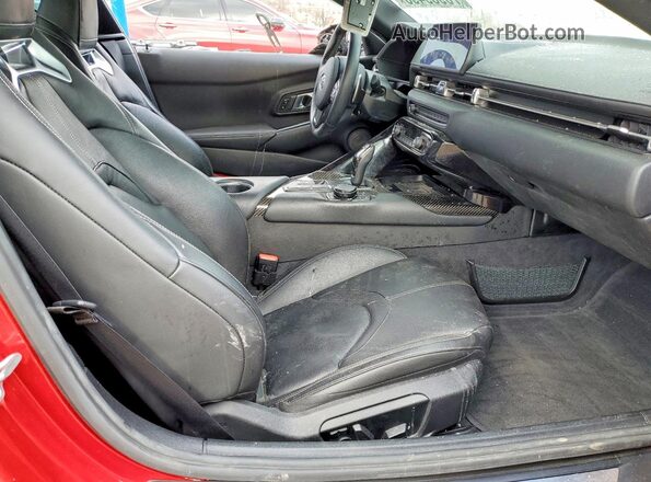 WZ1DB0C01MW039210 2021 TOYOTA SUPRA Красный Вид задних сидений