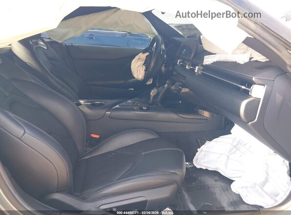 WZ1DB0C02MW042021 2021 TOYOTA GR SUPRA Серый Вид салона спереди