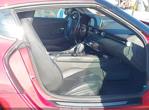 WZ1DB0C03NW046516 2022 TOYOTA GR SUPRA Red Widok wnętrza z przodu