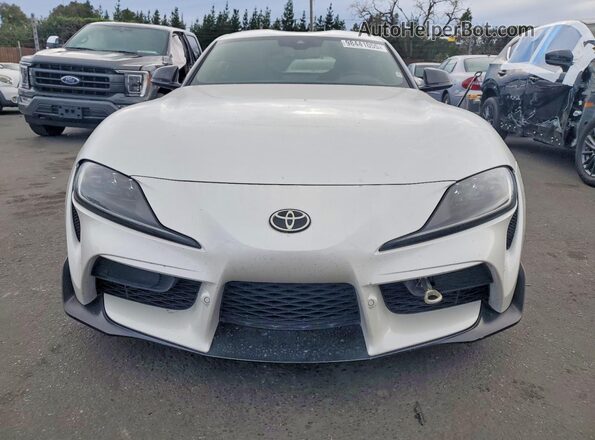 WZ1DB0C08MW041679 2021 TOYOTA SUPRA Белый Вид спереди