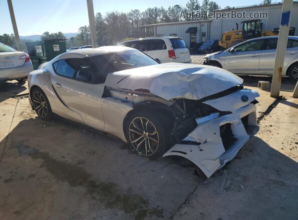 WZ1DB2C00MW037654 2021 TOYOTA SUPRA Белый Передняя правая четверть