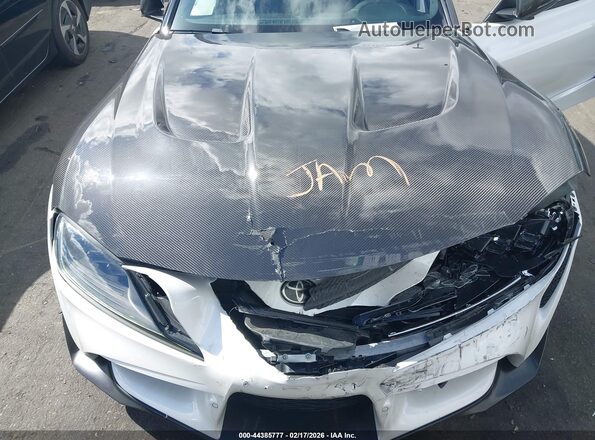 WZ1DB2C06MW038081 2021 TOYOTA GR SUPRA White Widok z tyłu