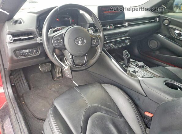 WZ1DB4C08LW029814 2020 TOYOTA SUPRA Красный Вид панели приборов