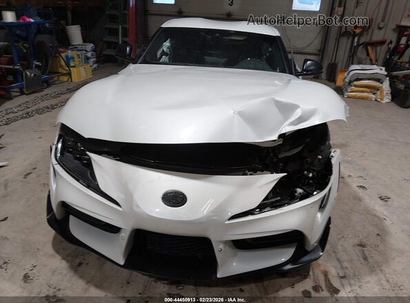 WZ1DB4C09LW028784 2020 TOYOTA GR SUPRA Белый Вид задней части салона
