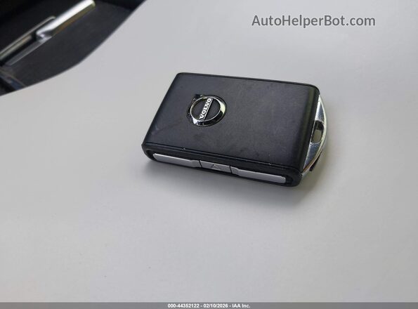 YV1102AK6H1012170 2017 VOLVO S90 Белый Вид панели приборов