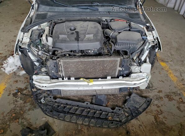 YV126MFL3H2421611 2017 VOLVO S60 Белый Вид задней части салона
