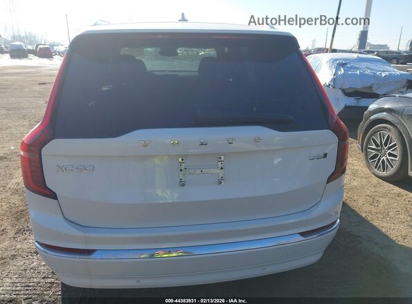 YV4062PB0S1375933 2025 VOLVO XC90 White 