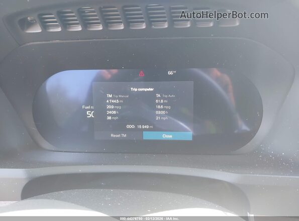 YV4062PB3S1375604 2025 VOLVO XC90 White Vista de los asientos traseros