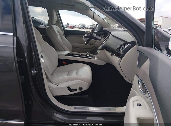 YV4062PEXR1164226 2024 VOLVO XC90 Серый Вид салона спереди