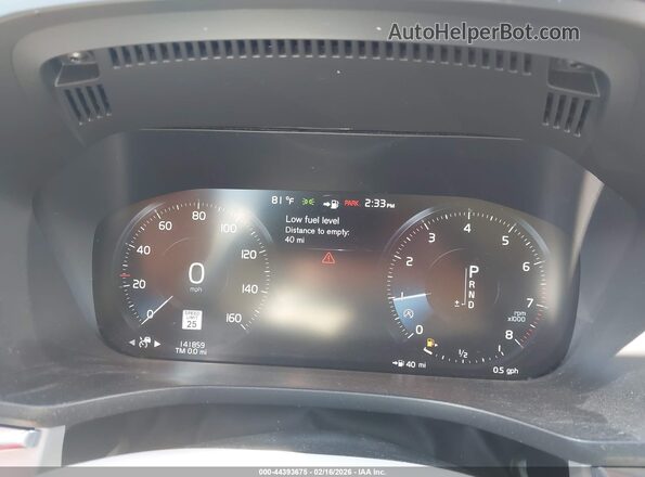 YV4102RL6J1008156 2018 VOLVO XC60 White Widok tylnych siedzeń