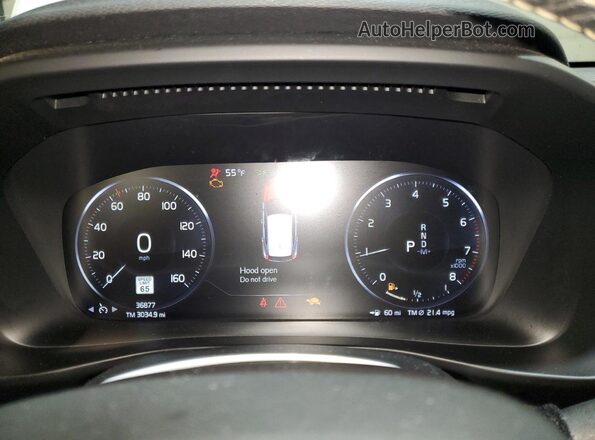 YV4162UM2M2545264 2021 VOLVO XC40 White Instrument cluster view