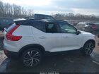 2021 Volvo Xc40 T5 R-design White vin: YV4162UM6M2539824