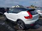 2021 Volvo Xc40 T5 R-design White vin: YV4162UM6M2539824