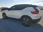 2020 Volvo Xc40 T5 R-design Белый vin: YV4162UM7L2183690