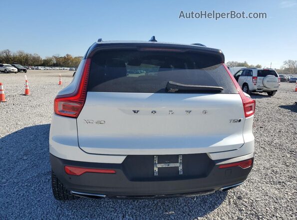 YV4162UM7L2183690 2020 VOLVO XC40 Белый Вид сзади