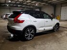 2019 Volvo Xc40 T5 Momentum Белый vin: YV4162XZ8K2003400