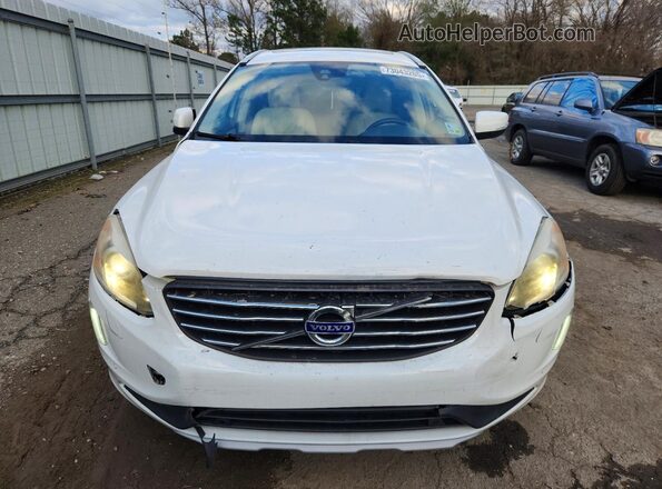 YV440MDU2H2043659 2017 VOLVO XC60 White Widok z przodu