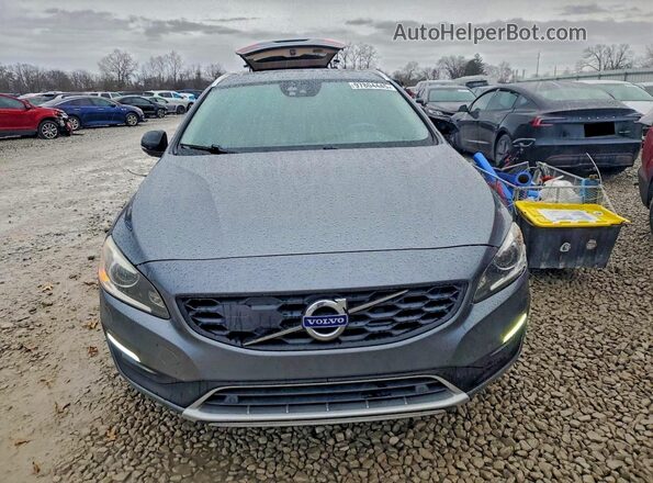 YV440MWM2H1031806 2017 VOLVO V60 Gray Вид спереду