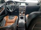 2017 Volvo V60 Cross Country Platinum Gray vin: YV440MWM2H1031806