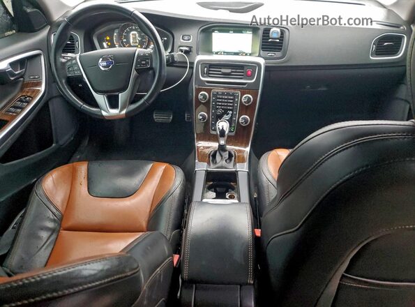 YV440MWM2H1031806 2017 VOLVO V60 Gray Вид панелі приладів