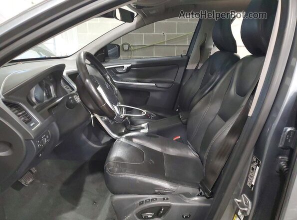 YV449MDK0G2787635 2016 VOLVO XC60 Серебряный Вид салона спереди