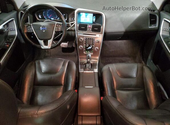 YV449MDK0G2787635 2016 VOLVO XC60 Серебряный Вид панели приборов