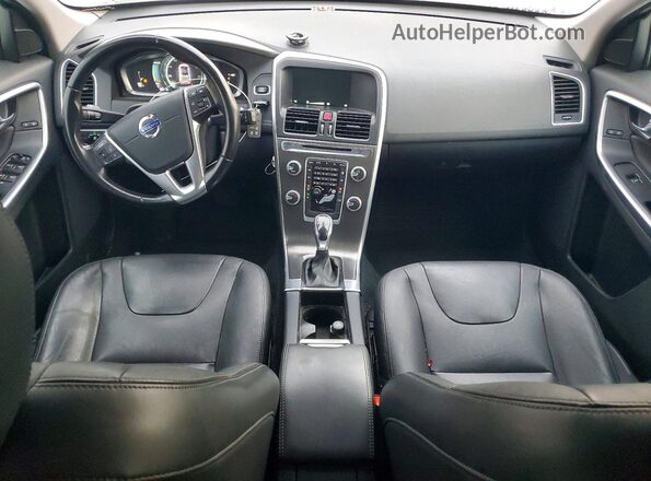 YV4612RK1G2829291 2016 VOLVO XC60 Серебряный Вид панели приборов