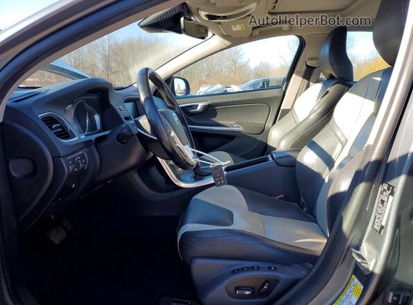 YV4612UM1G2000732 2016 VOLVO S60 Серый Вид салона спереди