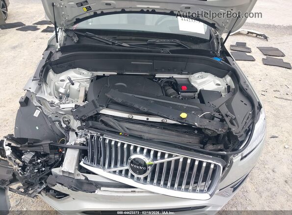 YV4A221L0N1852155 2022 VOLVO XC90 Champagne Вид сзади