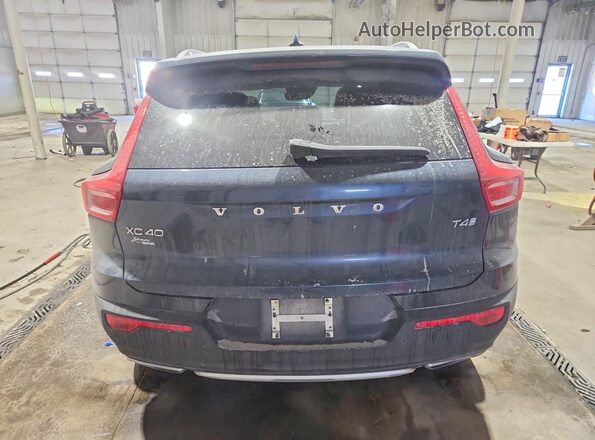 YV4AC2HL2K2071775 2019 VOLVO XC40 Gray Widok z tyłu