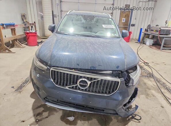 YV4AC2HL2K2071775 2019 VOLVO XC40 Gray Widok z przodu