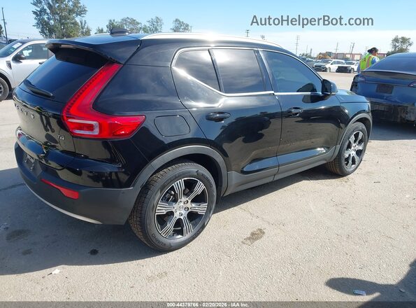 YV4AC2HL3M2591003 2021 VOLVO XC40 Black Հետևի աջ