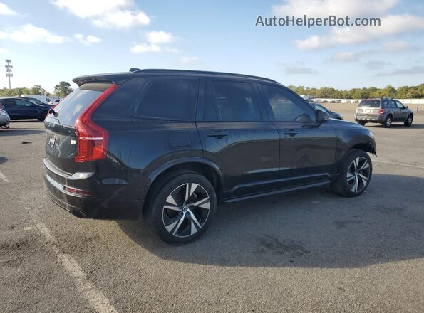 YV4BR0CM9N1821528 2022 VOLVO XC90 Черный Задняя правая четверть