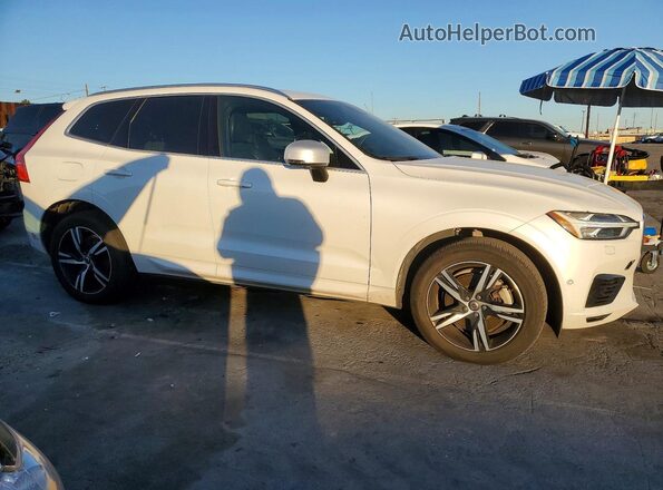 YV4BR0DM5J1079718 2018 VOLVO XC60 Белый Передняя правая четверть