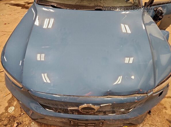 YV4ED3GM2P2047563 2023 VOLVO C40 Синий Вид подкапотного пространства
