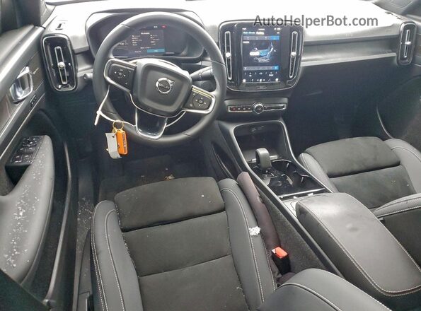 YV4ED3GM2P2058689 2023 VOLVO C40 Black Widok deski rozdzielczej