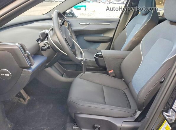 YV4EK3ZL7SS132370 2025 VOLVO EX30 Черный Вид салона спереди