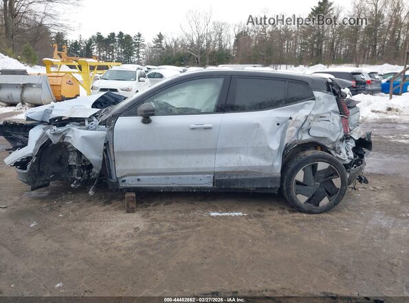 YV4EK3ZL8SS132250 2025 VOLVO EX30 Light Blue 