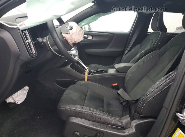 YV4ER3GL2R2104873 2024 VOLVO C40 Черный Вид салона спереди