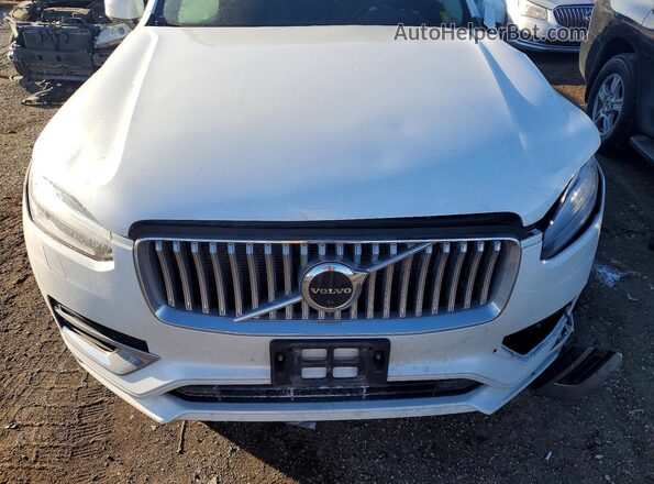 YV4H600NXP1936075 2023 VOLVO XC90 Белый Вид задней части салона