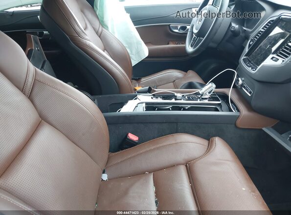 YV4H60CF1R1192194 2024 VOLVO XC90 RECHARGE PLUG-IN HYBRID White Widok wnętrza z przodu