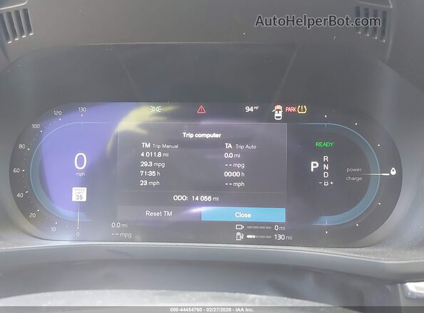 YV4H60DL1R1933867 2024 VOLVO XC60 RECHARGE PLUG-IN HYBRID White Widok tylnych siedzeń
