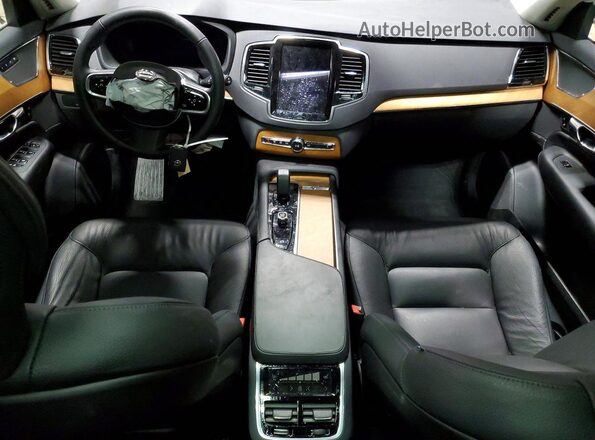 YV4H60PE3S1305022 2025 VOLVO XC90 Черный Вид панели приборов