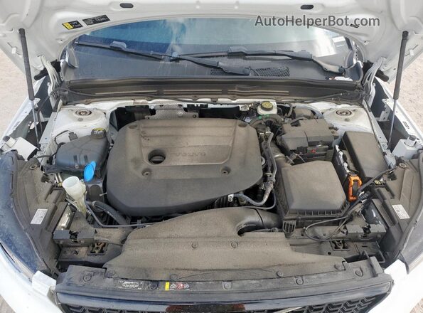 YV4K92HW5P2921404 2023 VOLVO XC40 White Вид задньої частини салону