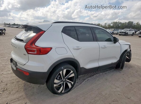 YV4K92HW5P2921404 2023 VOLVO XC40 White Задня права чверть
